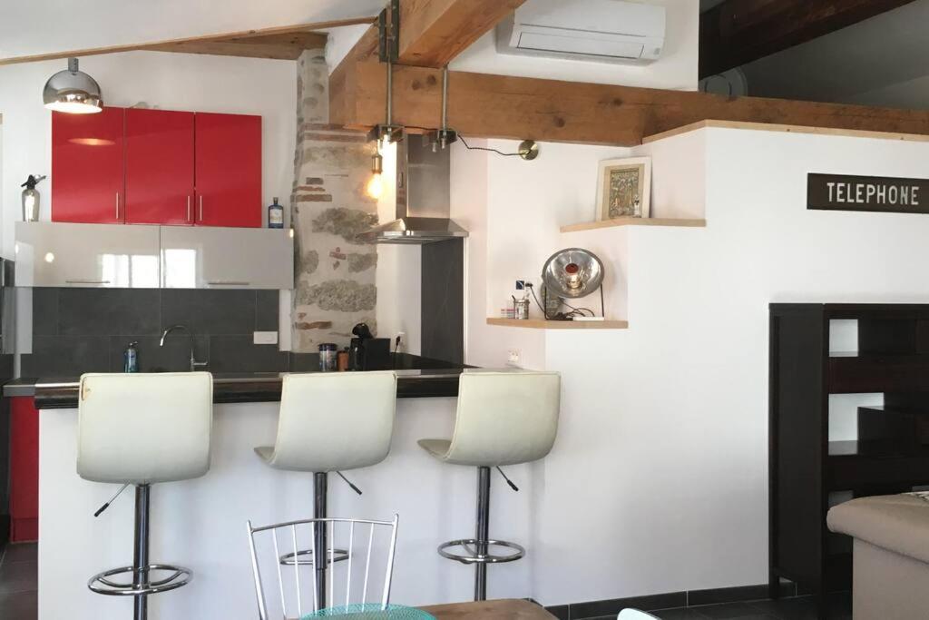 La Manufacture D'Epaulettes Apartment Prades  Luaran gambar